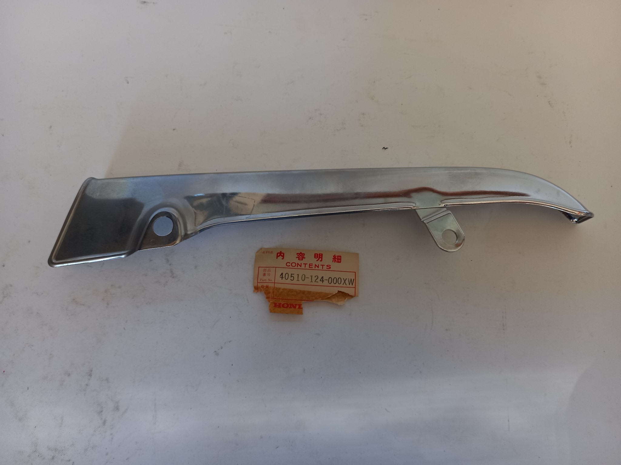 Picture of Honda  CASE,DRIVE CHAIN  40510-124-000XW